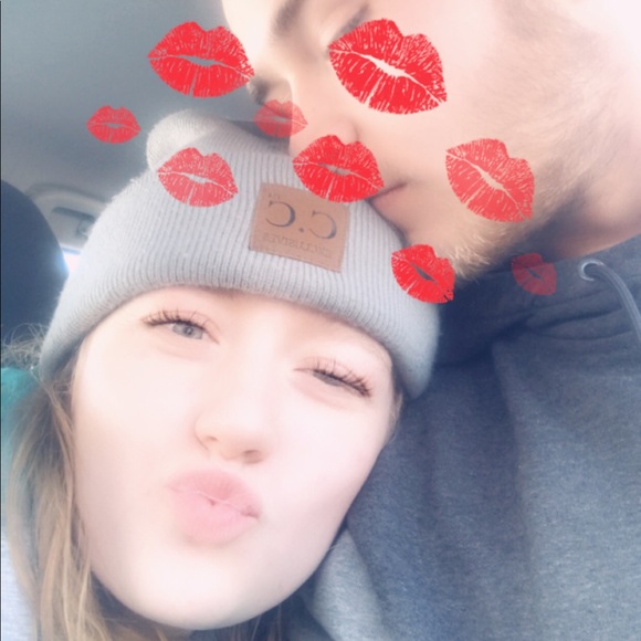 Meet your Posher, Josette - Picture 1 of 1